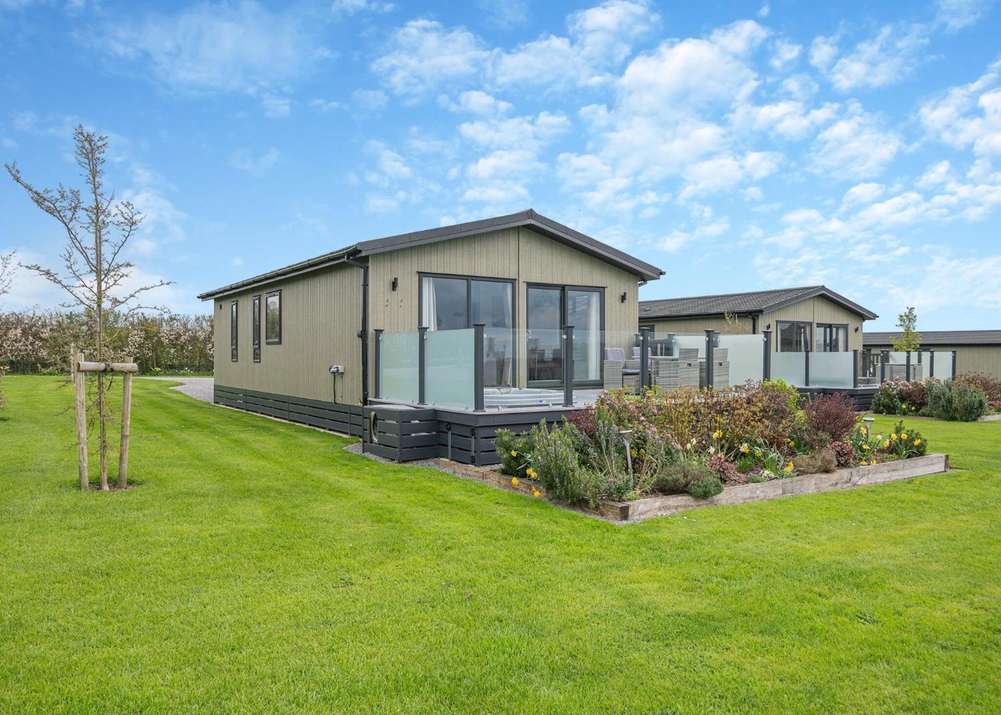 Midsomer Lodges Pilton Room photo