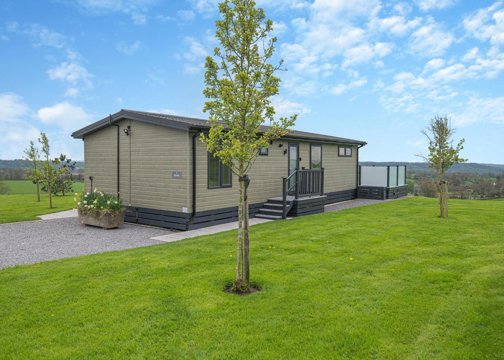Midsomer Lodges Pilton Room photo