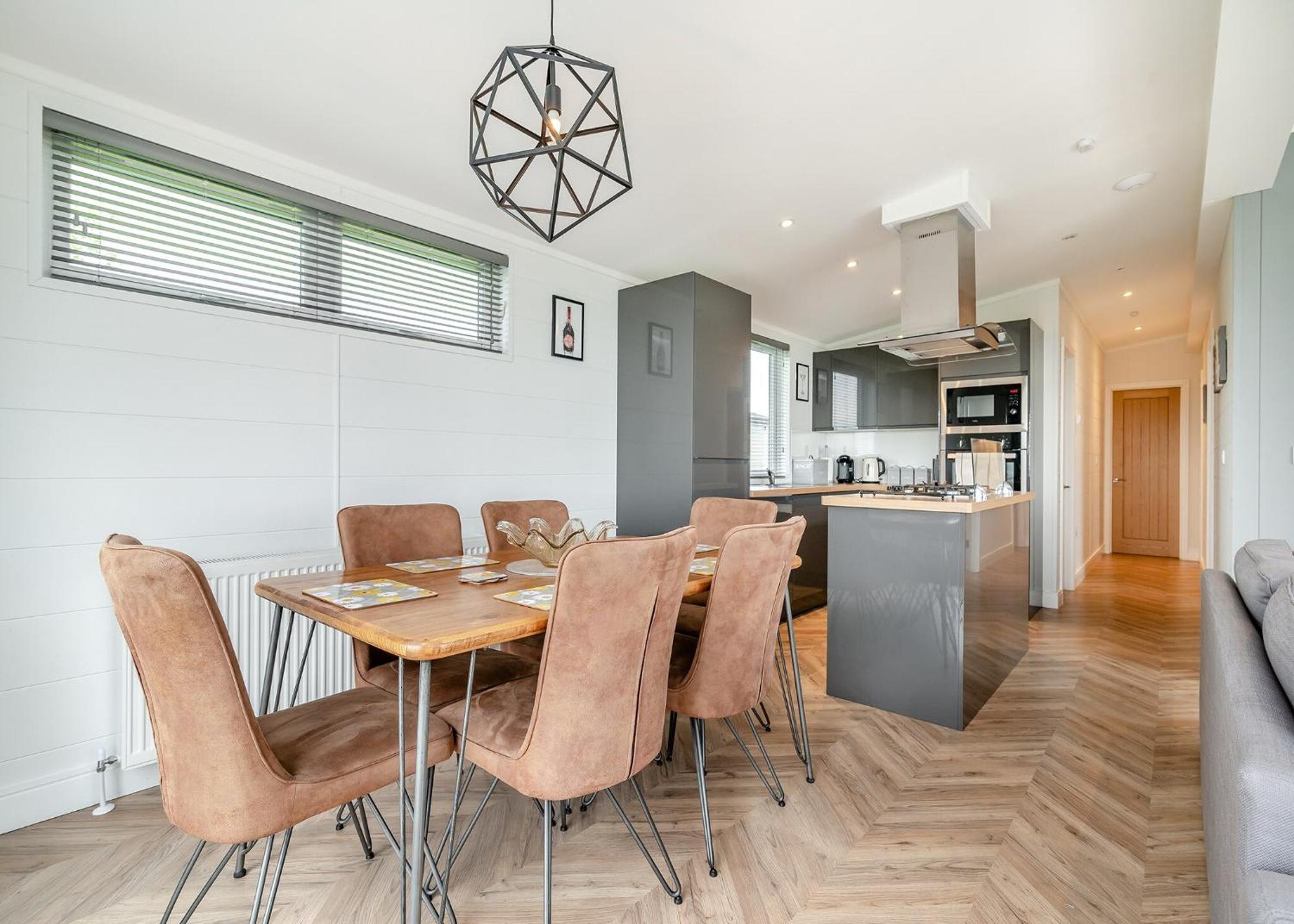 Midsomer Lodges Pilton Room photo