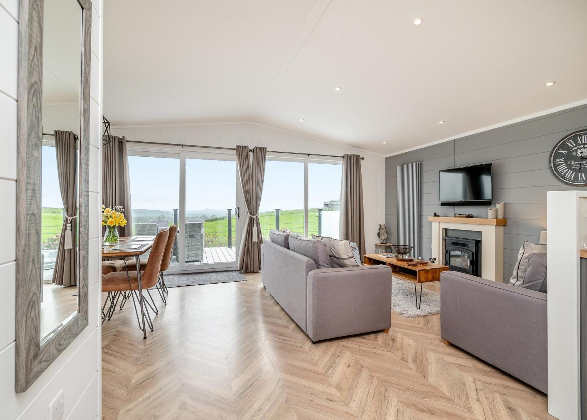 Midsomer Lodges Pilton Room photo