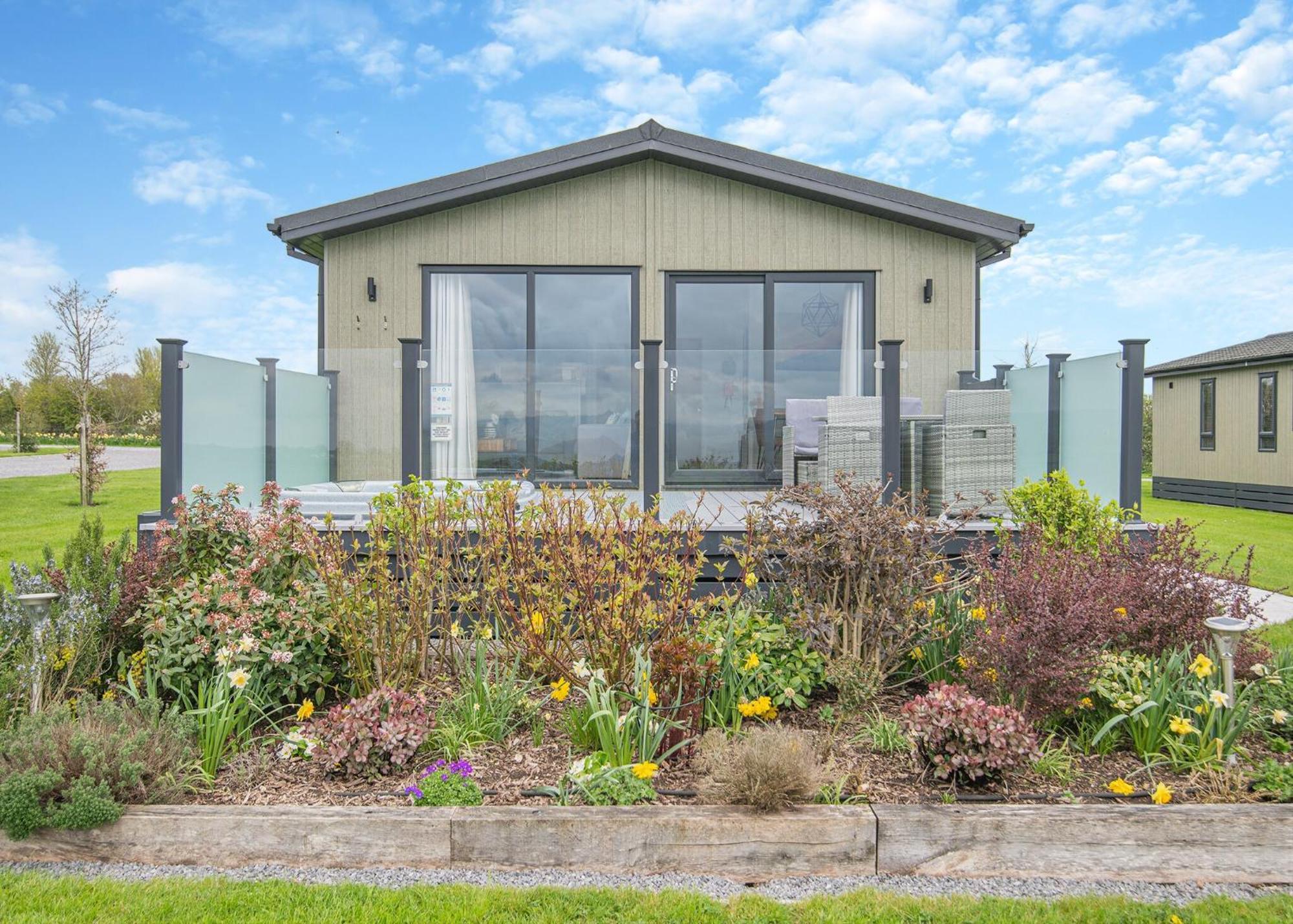 Midsomer Lodges Pilton Room photo