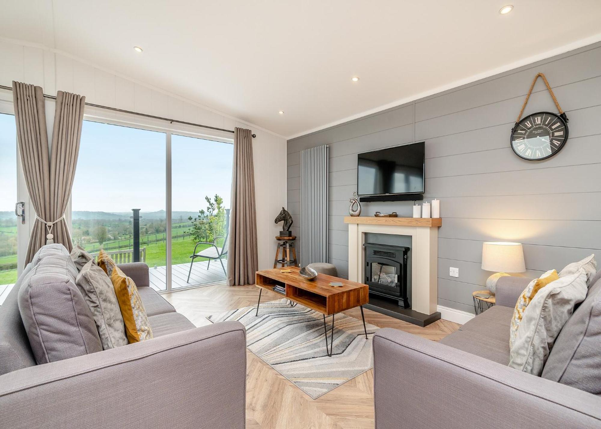 Midsomer Lodges Pilton Room photo